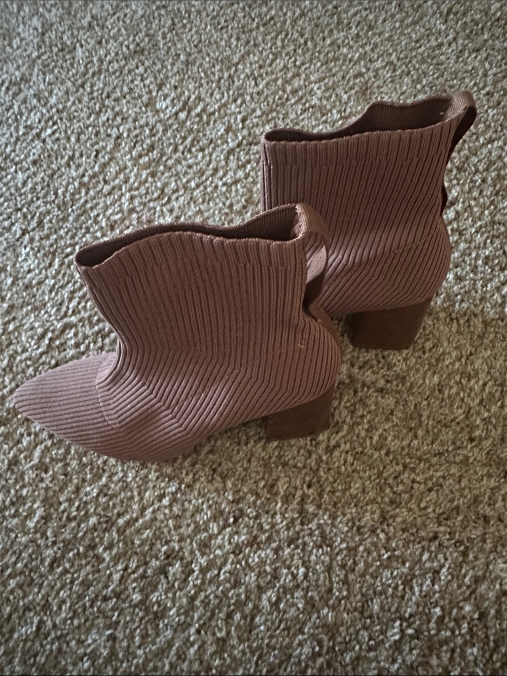 Ribbed Knit Ankle Booties in Dusty Rose